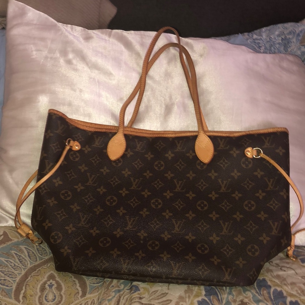 Louis Vuitton Neverfull MM